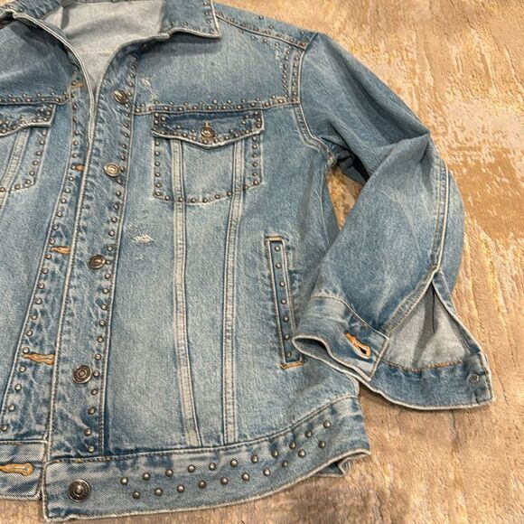 Free People Studded Denim Trucker Jacket Oversized Light Blue size S EUC - Picture 3 of 9